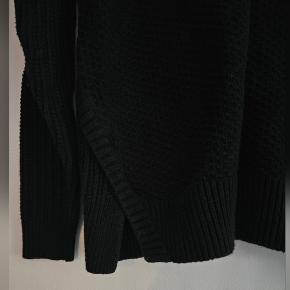Madewell Women's Black Pullover Sweater Size Medium - Picture 2 of 6